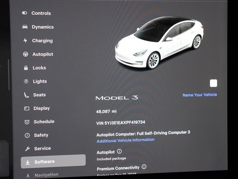 Used 2023 Tesla Model 3 Standard Range image 24