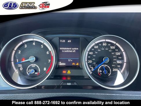 Used 2017 Volkswagen Golf R DCC & Navigation 4Motion image 19