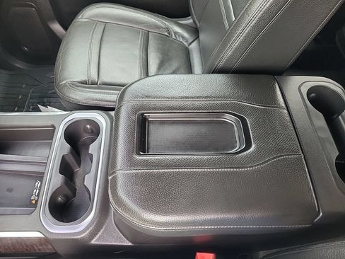Used 2022 GMC Sierra 2500 Denali AWD/4WD image 23