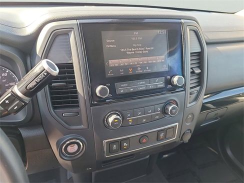 Used 2023 Nissan Titan SV image 29