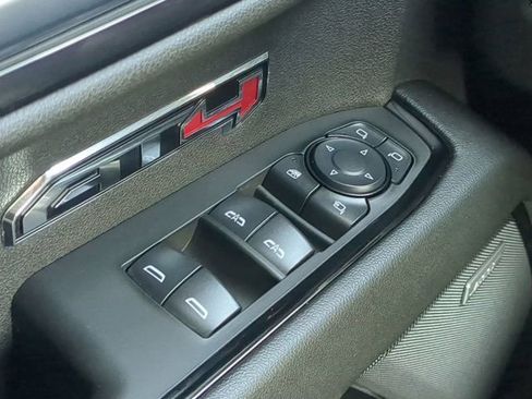 Used 2025 GMC Sierra 1500 AT4 w/ AT4 Premium Package image 25