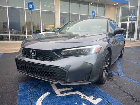 Certified 2025 Honda Civic Sport image 2