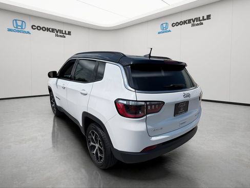 Used 2024 Jeep Compass Limited AWD/4WD image 10