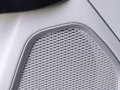 Used 2019 Jeep Compass Limited w/ Mopar Graphics Package image 31