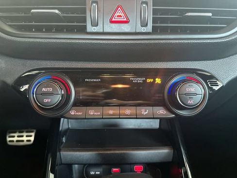 Certified 2023 Kia Forte GT-Line w/ GT-Line Technology Package FWD image 18