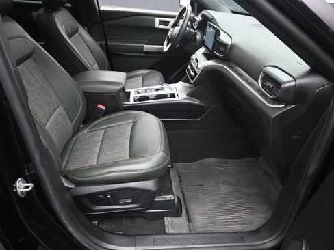 Used 2023 Ford Explorer Timberline w/ Timberline Technology Package AWD/4WD image 9