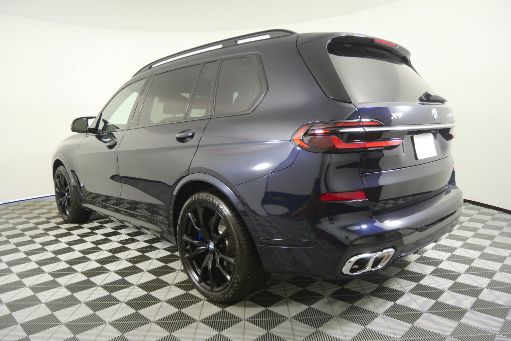 Certified 2026 BMW X7 M60i AWD/4WD image 6