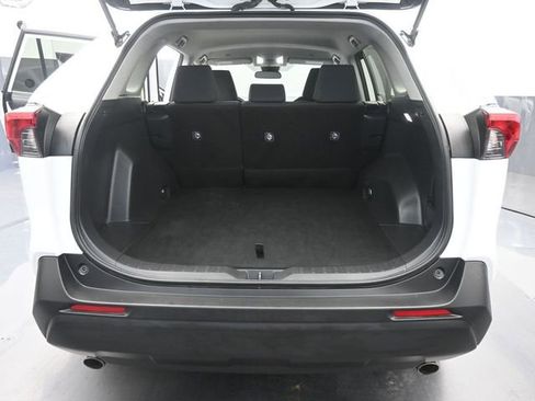 Used 2024 Toyota RAV4 LE image 8