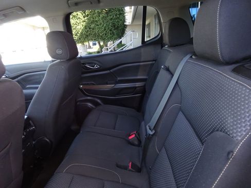 Certified 2023 GMC Acadia SLE w/ Driver Convenience Package FWD image 23