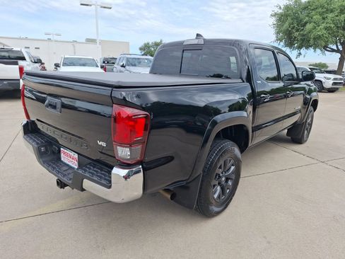 Used 2023 Toyota Tacoma SR5 RWD image 6