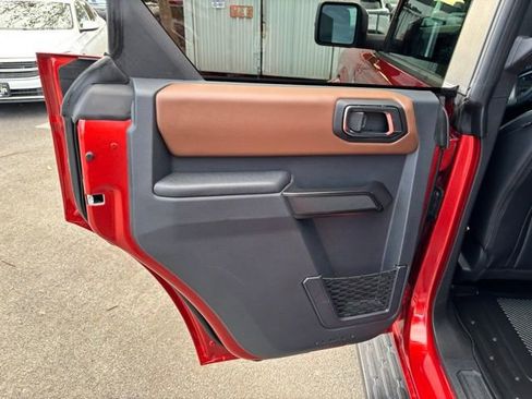 Used 2024 Ford Bronco Outer Banks image 22
