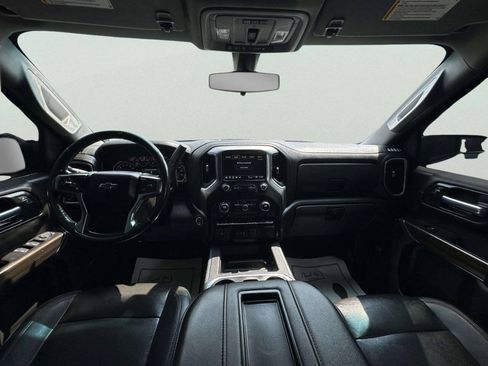 Used 2021 Chevrolet Silverado 1500 LT Trail Boss w/ Convenience Package II AWD/4WD image 22
