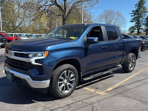 Certified 2023 Chevrolet Silverado 1500 LT AWD/4WD image 2