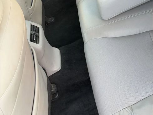 Used 2017 Honda Accord EX-L image 30