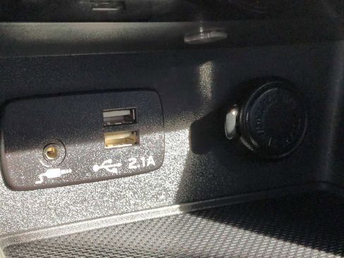 Used 2019 Subaru Forester Sport image 32