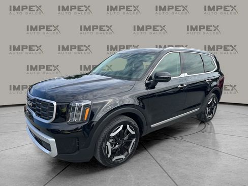 Used 2025 Kia Telluride S image 1