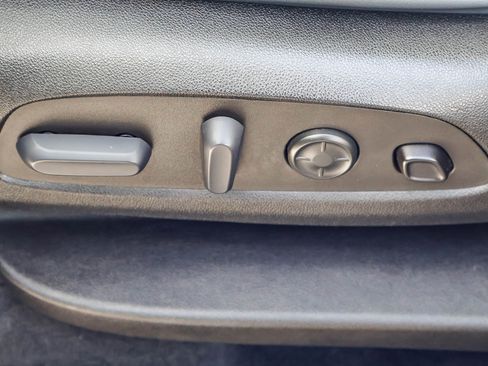 Used 2022 Buick Enclave Premium image 20