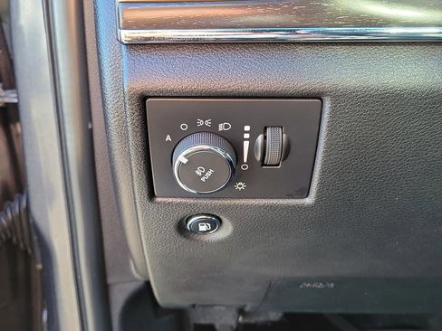 Used 2015 Jeep Grand Cherokee Limited image 21