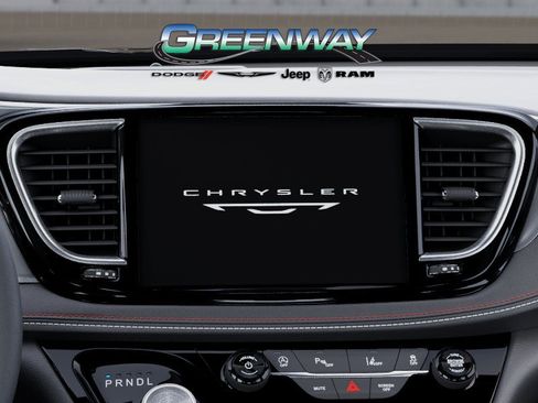 New 2027 Chrysler Pacifica Select FWD image 18