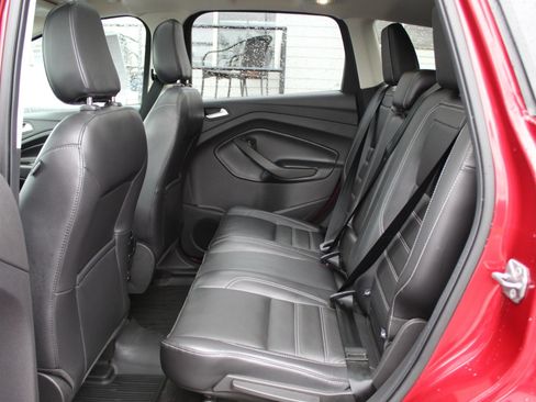 Used 2018 Ford Escape SEL w/ Canadian Touring Package AWD/4WD image 19