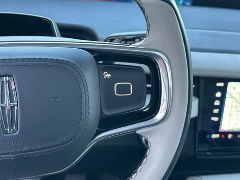 New 2026 Lincoln Navigator Reserve image 31