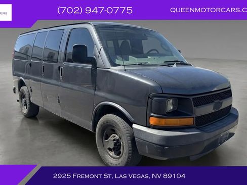 Used 2016 Chevrolet Express 2500 LS image 1