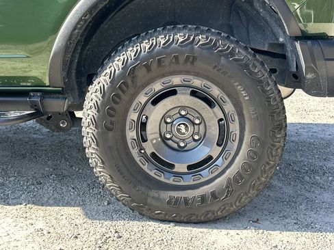 Used 2022 Ford Bronco Everglades image 20