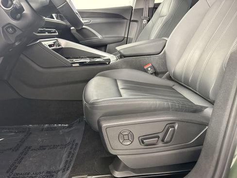 Used 2025 Audi Q5 Premium Plus w/ Premium Plus AWD/4WD image 21