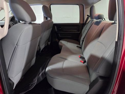 Used 2014 RAM 1500 Express image 8