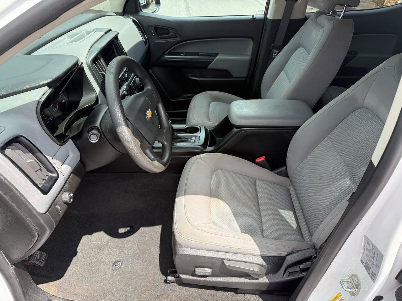 Used 2022 Chevrolet Colorado W/T RWD image 12