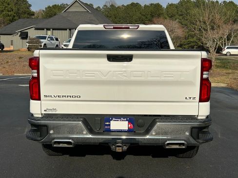 Used 2022 Chevrolet Silverado 1500 LTZ w/ Z71 Off-Road Package image 21