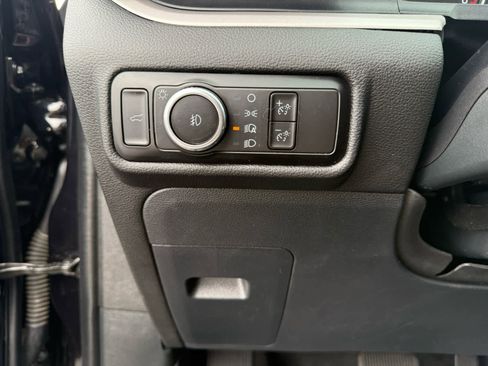 Used 2023 Ford Explorer XLT w/ Equipment Group 202A image 15