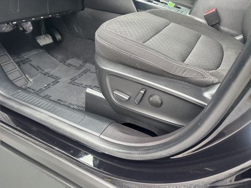 Used 2023 Ford Escape Active w/ Cold Weather Package FWD image 10