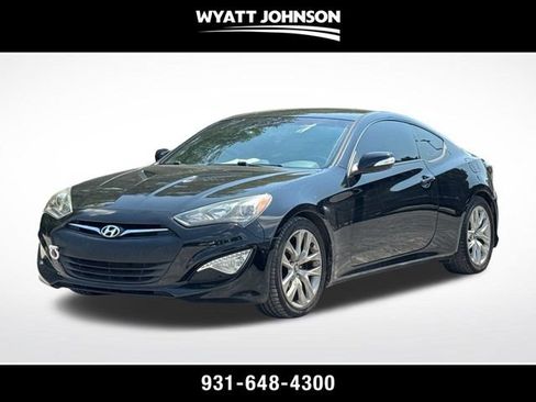 Used 2015 Hyundai Genesis 3.8 RWD image 1