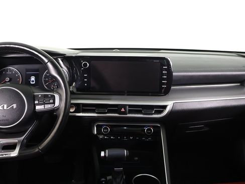 Used 2023 Kia K5 GT-Line image 37