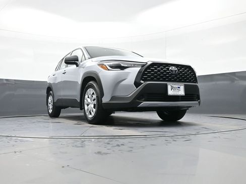 Certified 2024 Toyota Corolla Cross L image 27