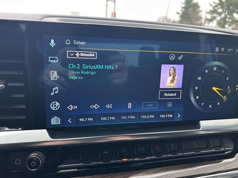 Used 2022 Chevrolet Silverado 1500 RST image 19