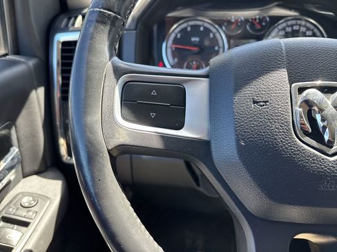 Used 2011 RAM 1500 Laramie AWD/4WD image 11