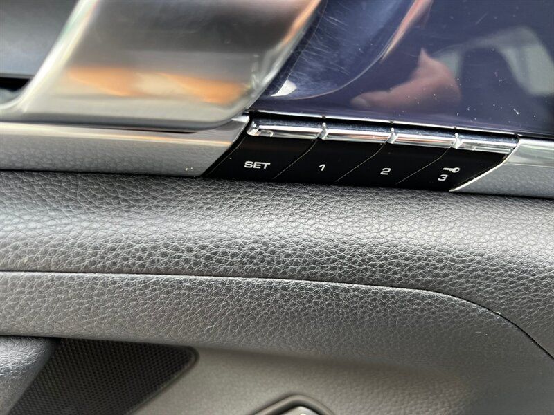 Used 2014 Porsche Panamera S RWD image 27