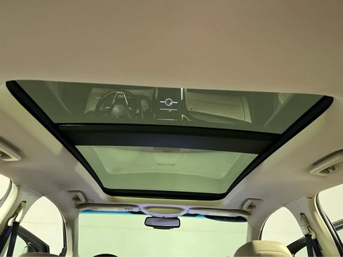 Used 2019 Ford Edge Titanium w/ Cold Weather Package image 14