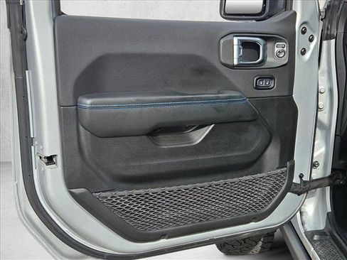 Used 2024 Jeep Wrangler Unlimited Rubicon 4xe AWD/4WD image 10