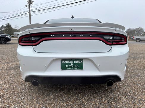 Used 2019 Dodge Charger SRT Hellcat w/ Navigation & Travel Group image 4