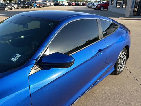 Used 2020 Honda Civic LX image 30