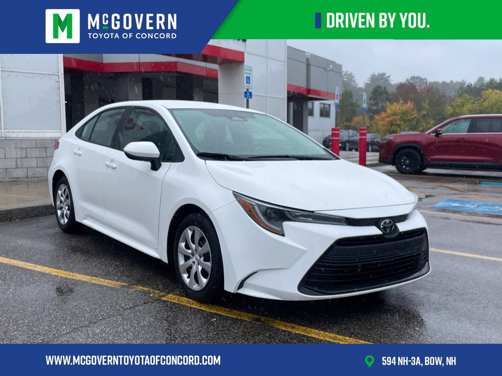 Used 2025 Toyota Corolla LE FWD image 7
