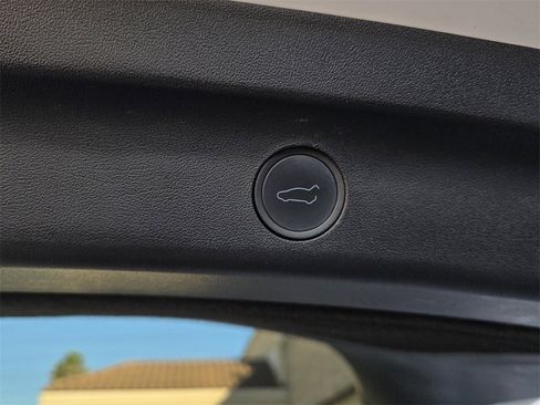 Used 2023 Tesla Model Y Long Range image 23