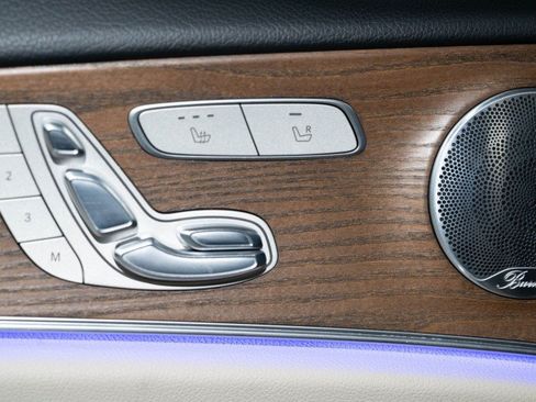 Used 2018 Mercedes-Benz E 300 image 15