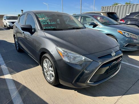 Used 2016 Scion iA FWD image 5