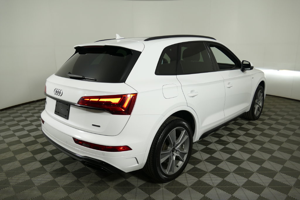 Used 2025 Audi Q5 2.0T Premium AWD/4WD image 3