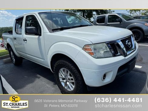 Used 2015 Nissan Frontier PRO-4X w/ Pro-4x Luxury Package AWD/4WD image 1