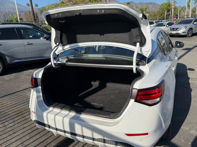 Used 2024 Nissan Sentra SV FWD image 7